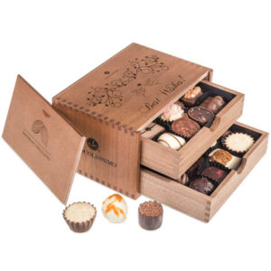 Chocolissimo - Chocolaterie - Svatební pralinky v dřevěné krabičce 250 g